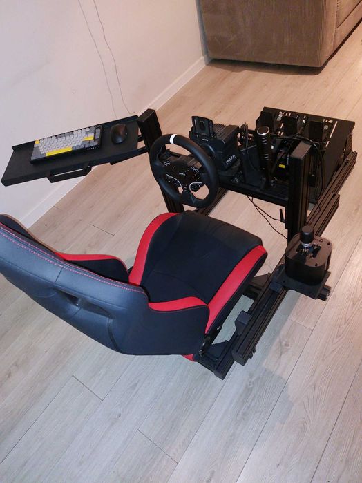 Гоночный сетап Moza R5 + Art Cockpit 4080