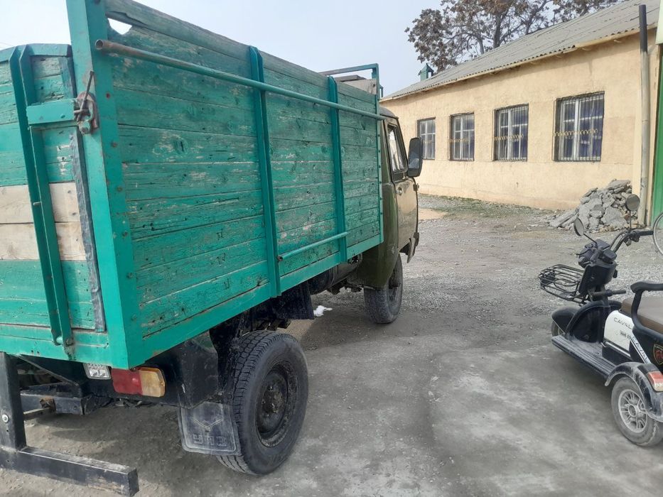 Uaz, bartavoy mashinasi
1982йил

Холати алло факат миниш керак прапанд