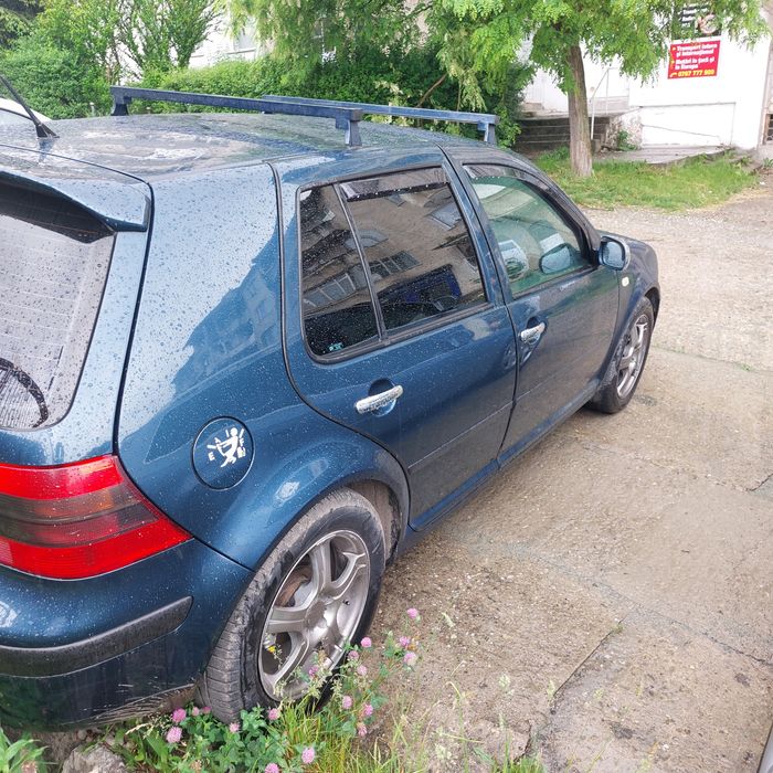 VOLKSWAGEN Golf 2003 — imagine 5