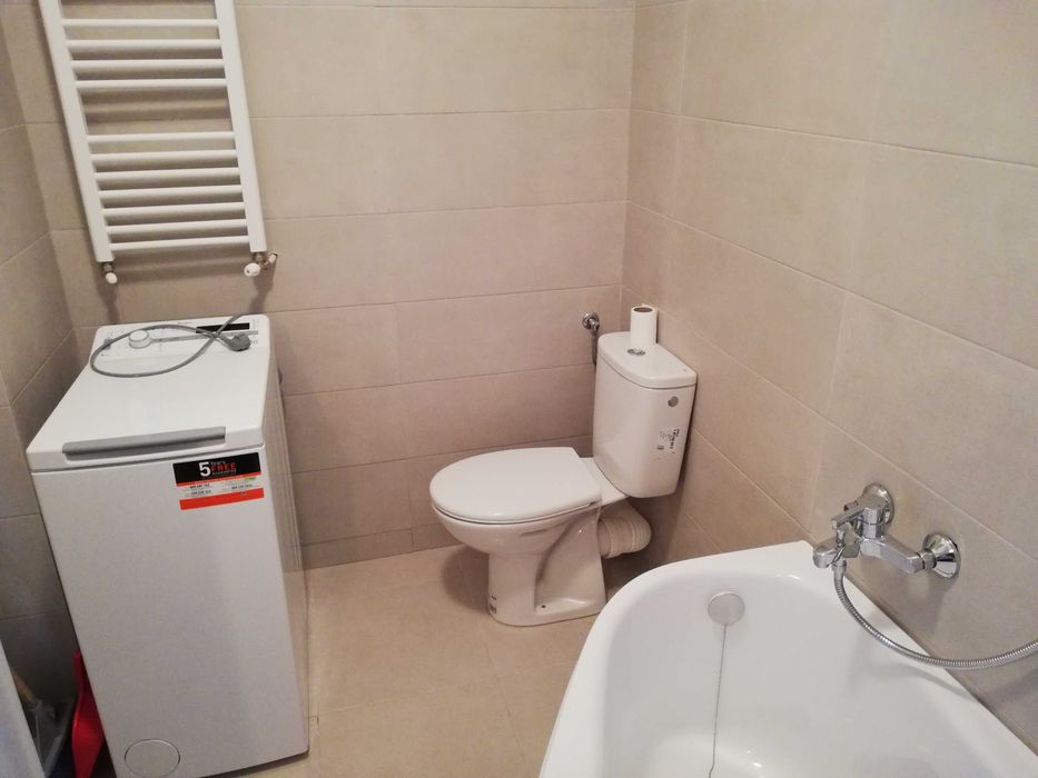 Inchiriez Studio Militari Residence