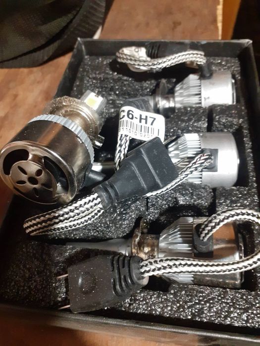 Лед крушки с вентилатор