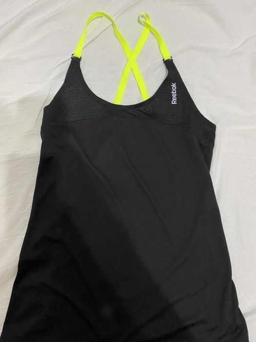 Maiou Reebok cu bretele detasabile