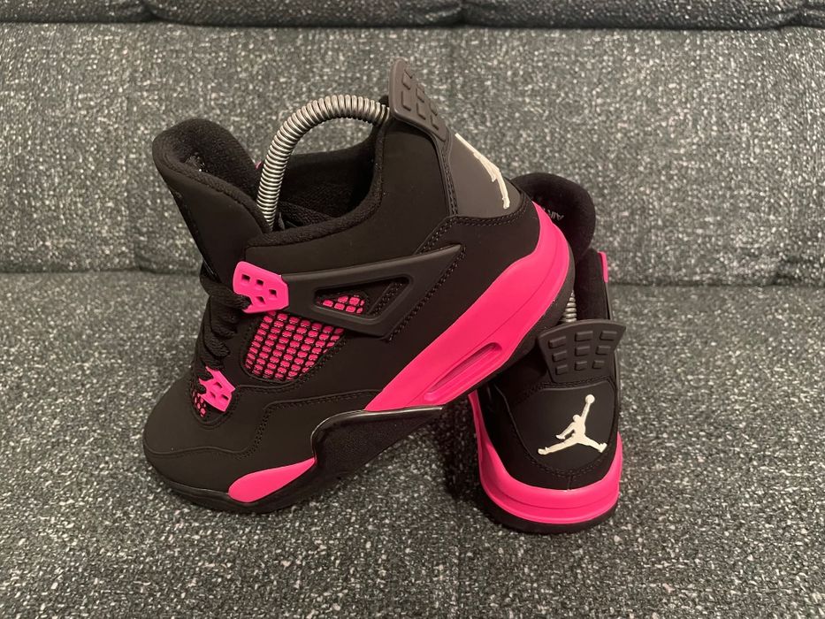 Încălțăminte NIKE Air Jordan Retro 4 nr 37  și 39