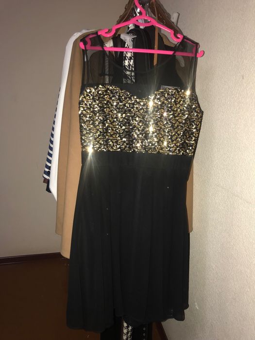 Шикарное черное платье