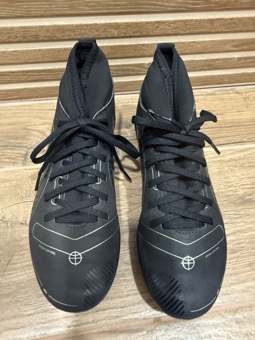 Нови бутонки за момчета