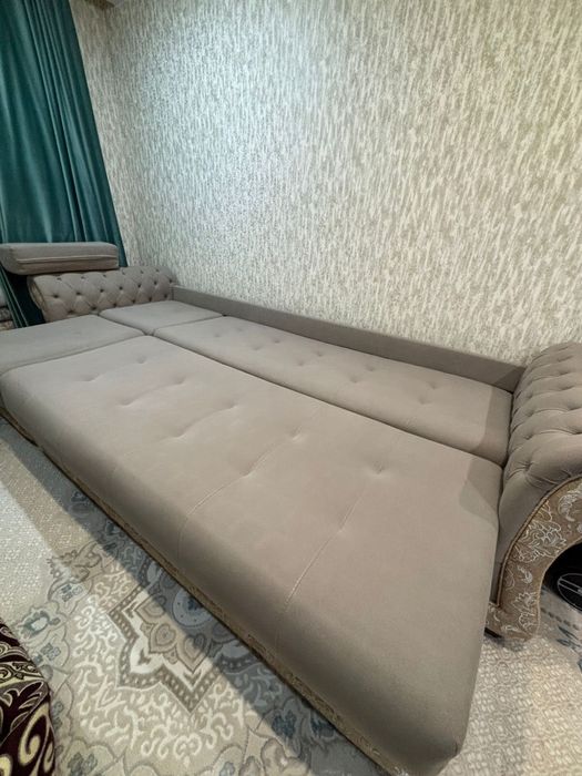 СРОЧНО ПРОДАЕТСЯ диван. 210 000 тг. Торг есть