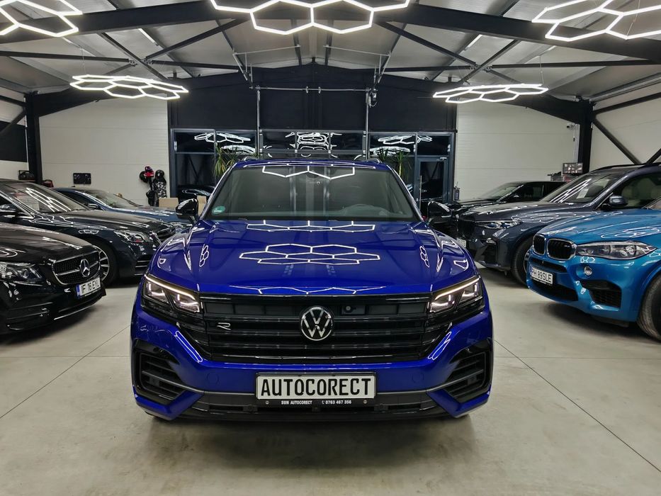 Volkswagen Touareg R Line/476CP/Hybrid/Softclose/NightVision/Masaj/Ventilatie/Cârlig