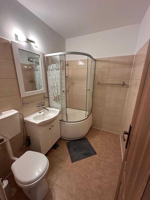 Apartament 2 camere  ,acces direct  metrou 1 Mai , Calea Grivitei ,direct proprietar
