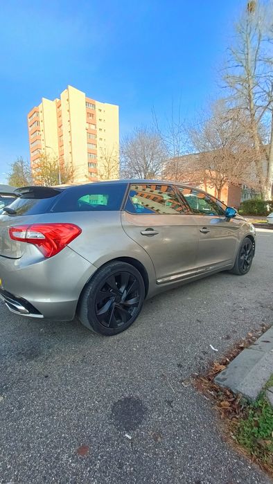 Citroen DS5  2.0 HDI  Interior Piele + masajTrapa+panoramic/Dubluclima