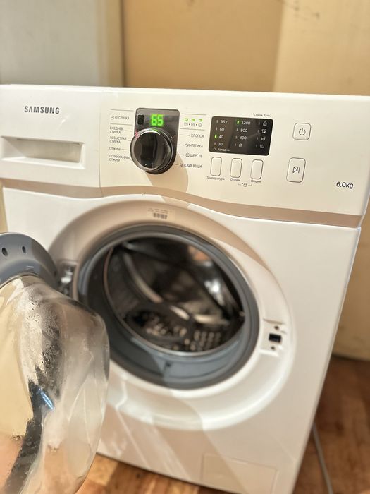Продам холодилник Samsung