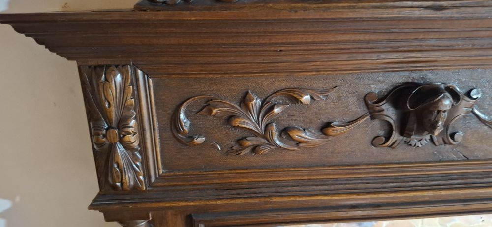 Старинно бароково огледало