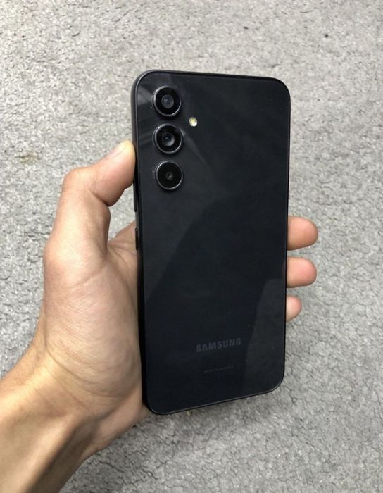 Samsung A54 idealniy