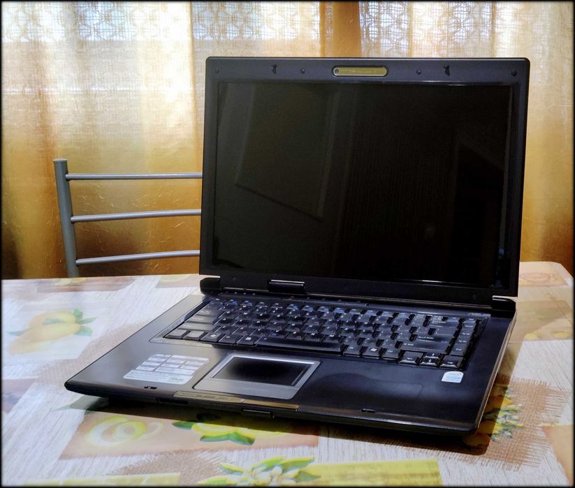 Asus X59SL – със SSD, почистен и обслужен