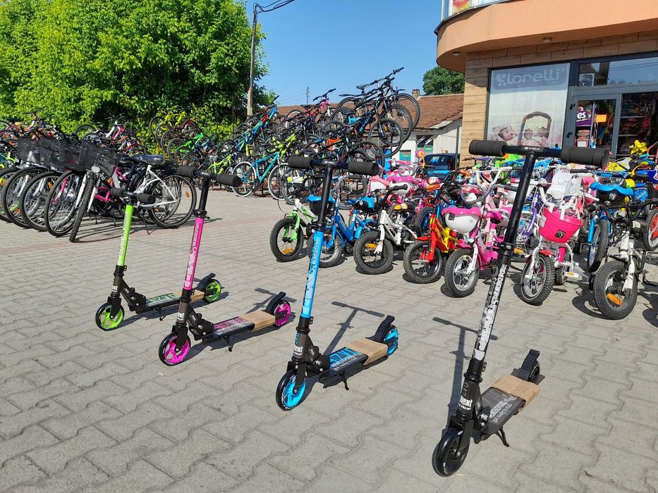 BYOX Детска тротинетка RENDEVOUS