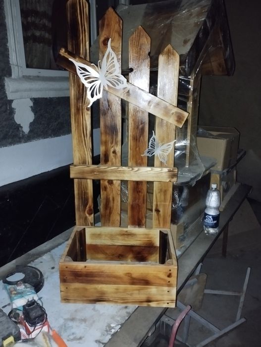 Мини клумба дворовая