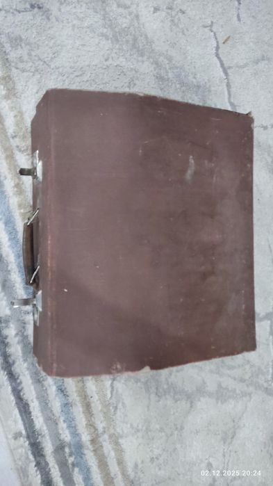 Баян сатылады 3 қатар