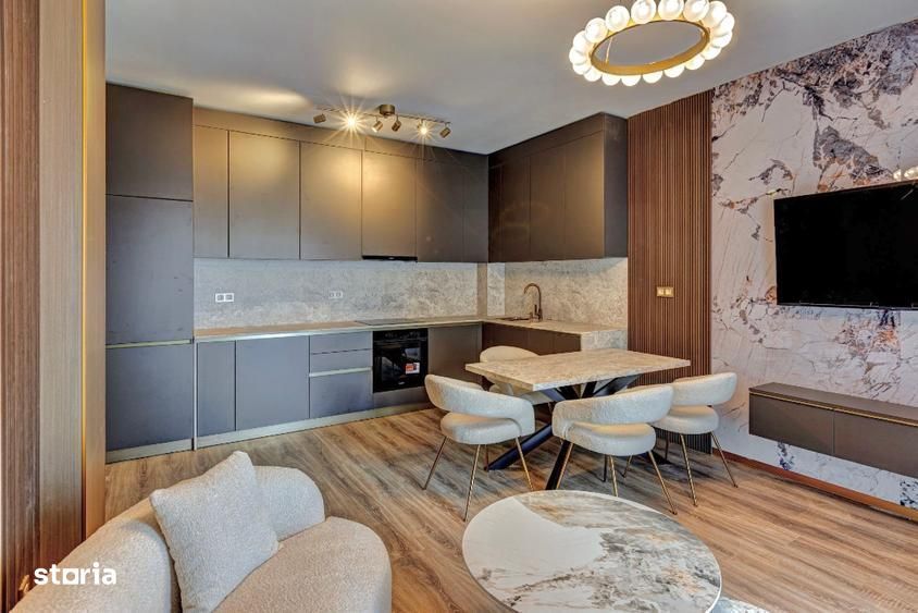 Apartament de vanzare 2 camere, balcon, etaj intermediar, Eroilor