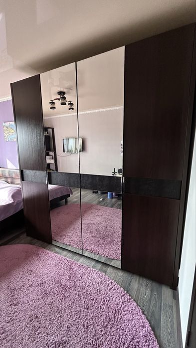 Продам спальный гарнитур