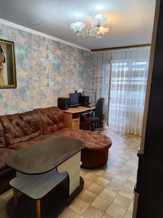 Сдам 2х комн квартиру