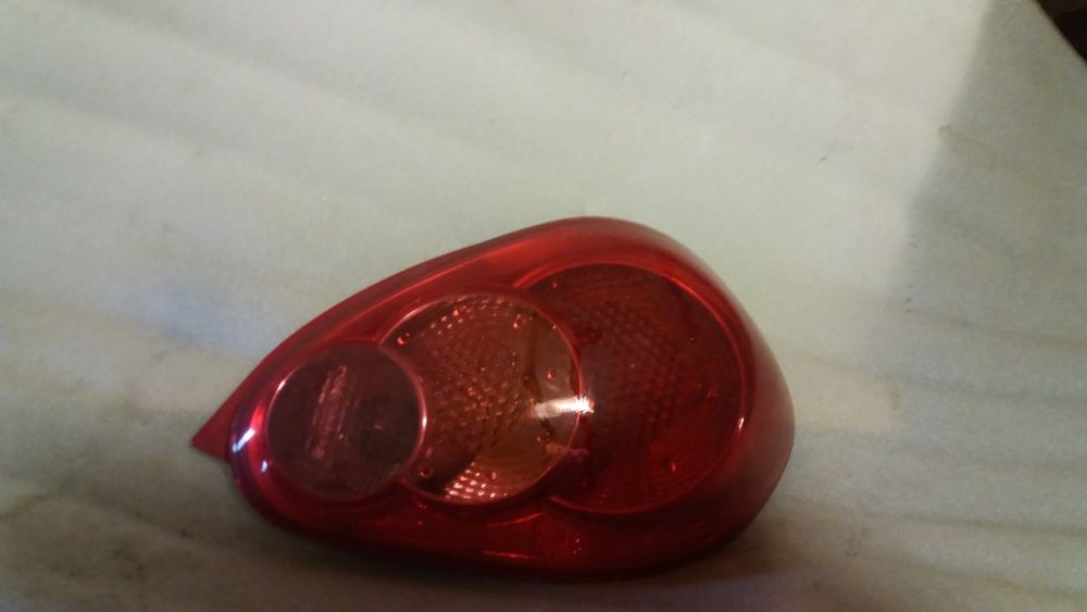 stop dreapta toyota aygo