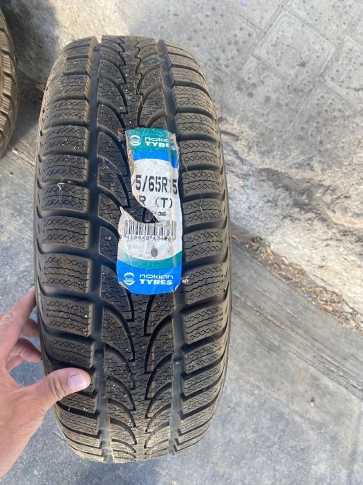 Продам автомобильную шину