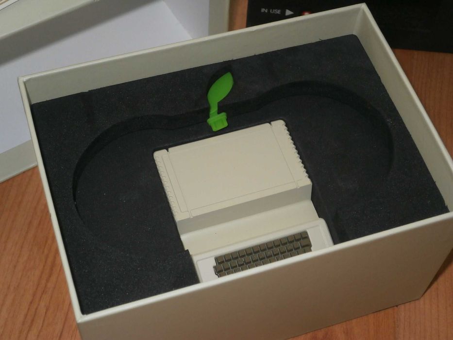 8Bitdo AP40 Apple 40th Anniversary Bluetooth Game Pad de colectie