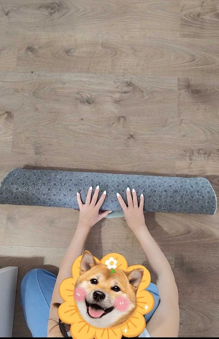 Ръчно изработен кръгъл килим от мерино вълна модерен абстрактен дизайн