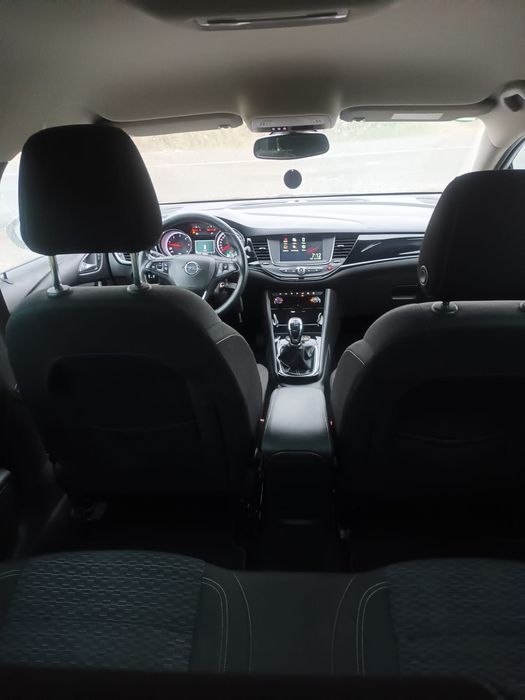 Vând Opel Astra k 2017