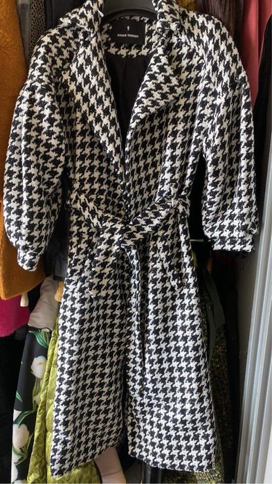 Armani Liu. Jo Twin Set Simone Rocha Sandro Пинко Pinko One One Sezane