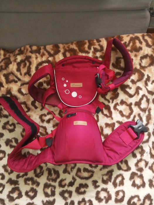 Продам кенгуру в отличном состоянии