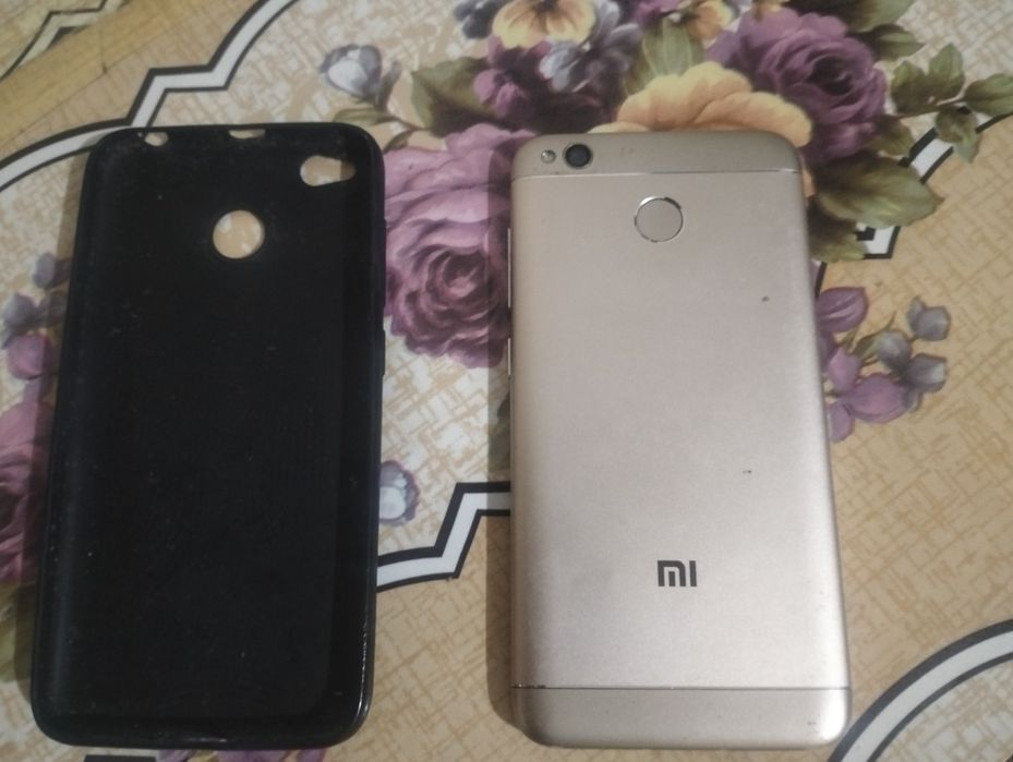 Redmi 4 x 16 yoki 32 gb.