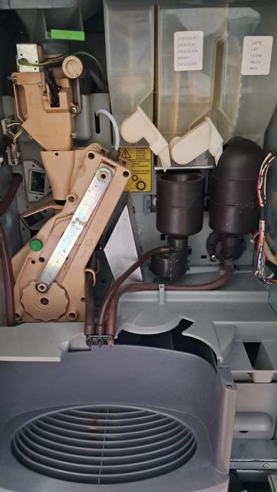 Automate cafea zanussi colibri c5  250euro