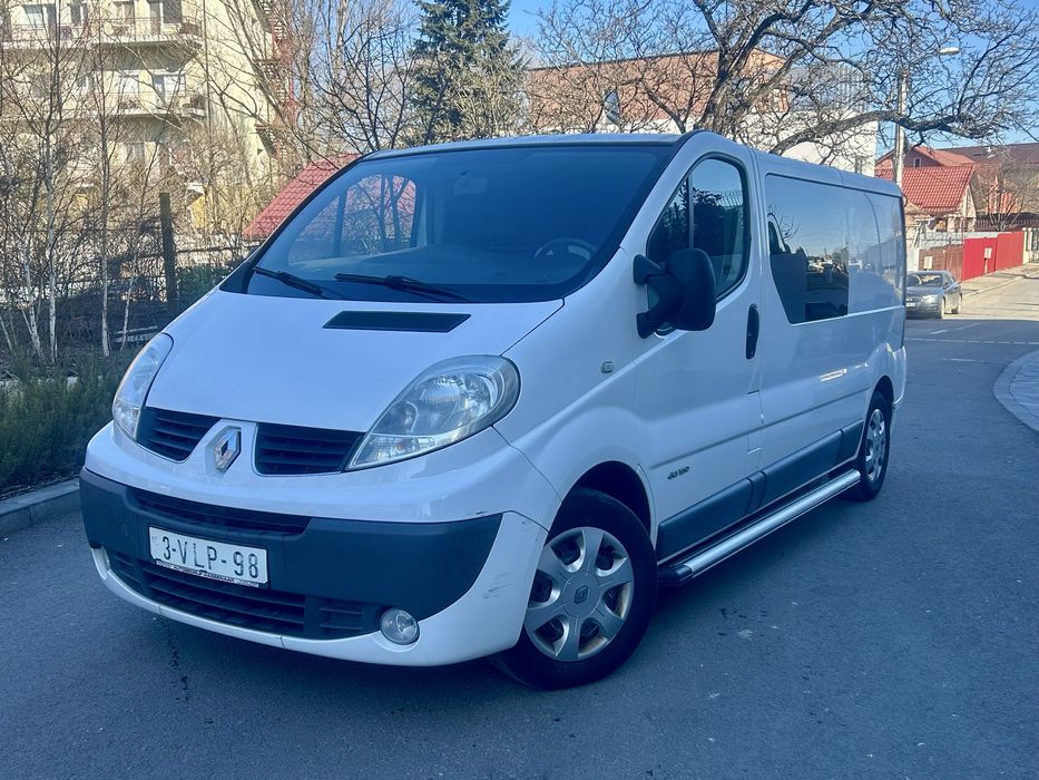 Renault Trafic Cabina Dubla  2.5. AUTOMAT
