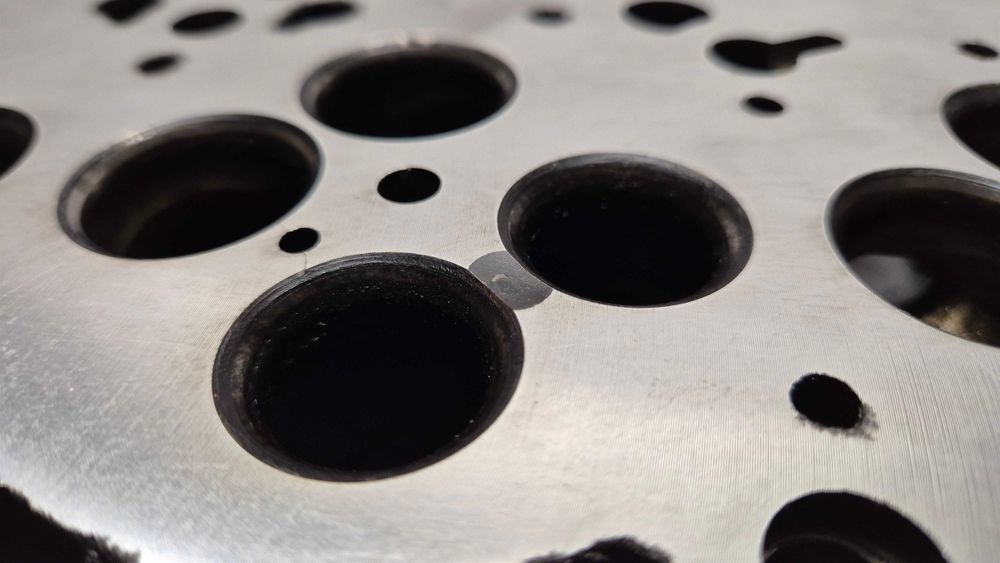 Rectificare chiulase prin așchiere