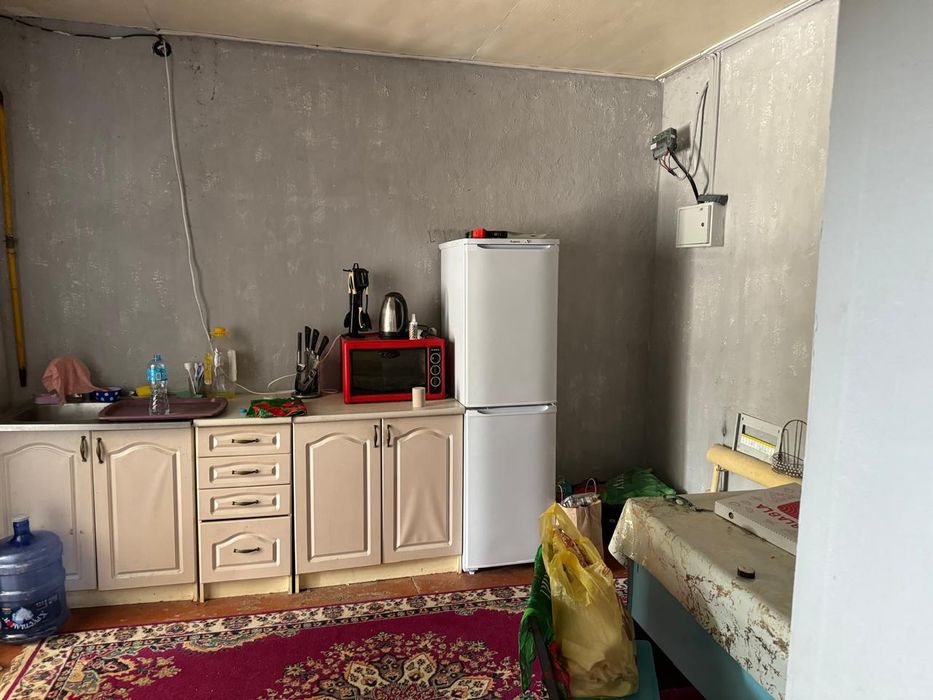 Продам дом 250 кв.м.  20 соток