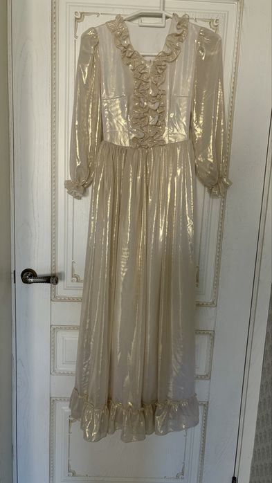 Платья xs размера новые