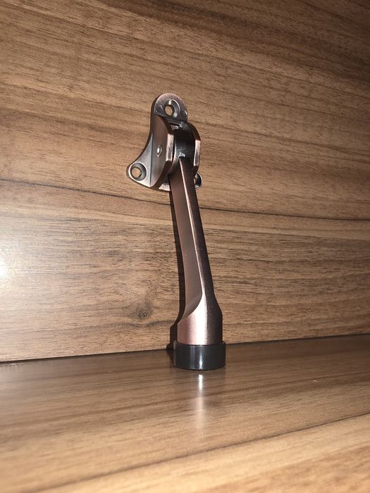 Ограничитель для двери .