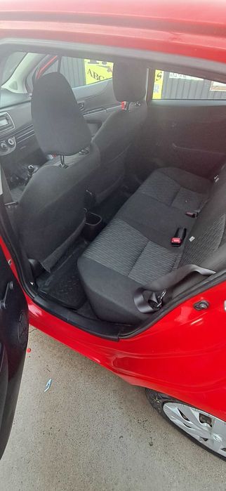 Toyota Yaris anul 2012