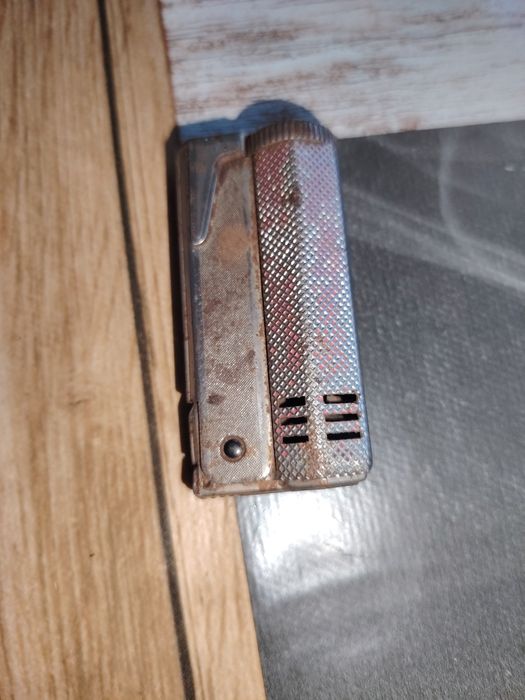 Винтидж Австрийска Бензинова Запалка