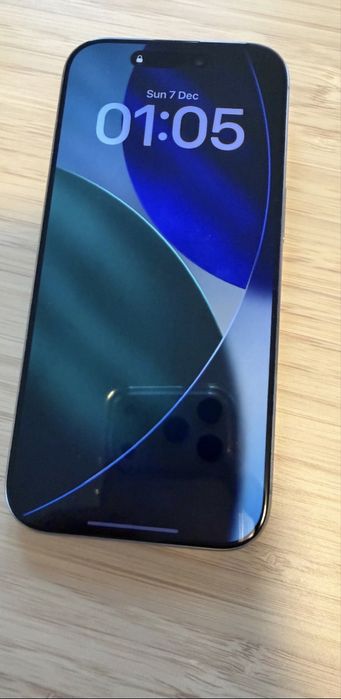 Vand iphone 16 pro impecabil