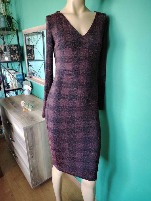 Рокли машинно плетиво и рокля с ламе  размер М по 15лв.