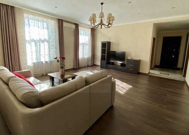 Дава се под наем Четиристаен апартамент в Пловдив, Беломорски - 97 кв.м за 382.5 € - Снимка #1