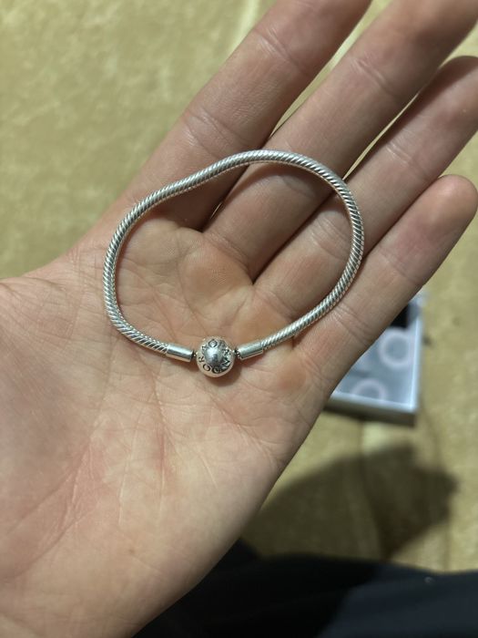 Pandora браслет 17 см 2 камушки