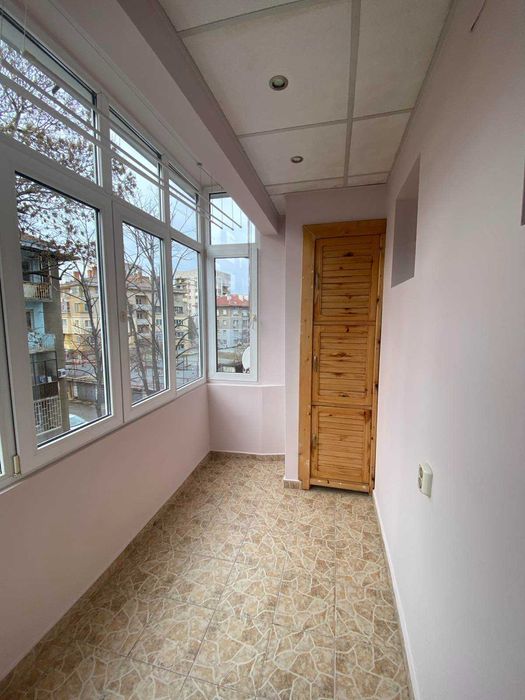 Продава се Тристаен апартамент в Русе, Център - 97 кв.м за 1526 €/кв.м - Снимка #10
