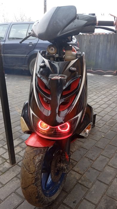 Vând Aprilia ditech cu acte