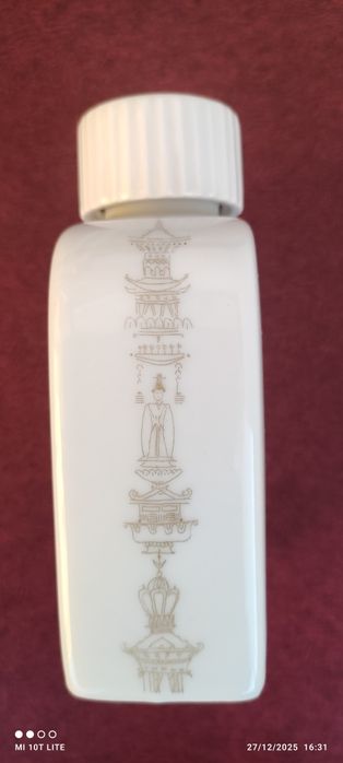 Винтидж порцеланова ваза/бутилката Arzberg Germany Bavaria