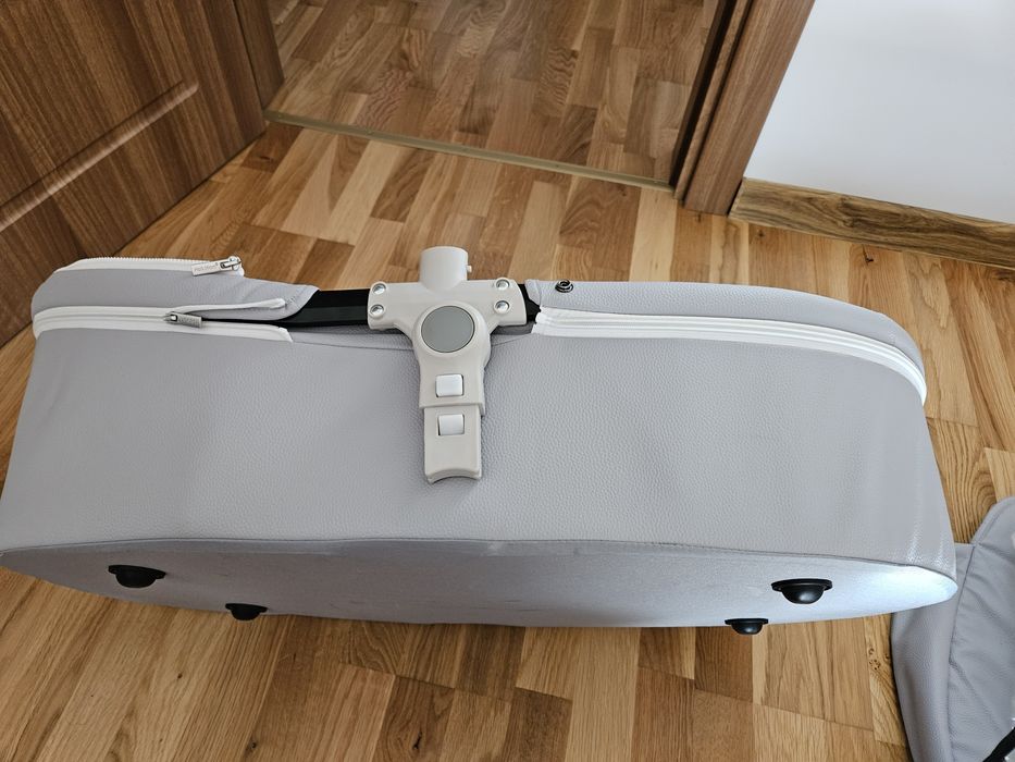 Carut copii Hot Mom premium cu landou, partea sport și scoica