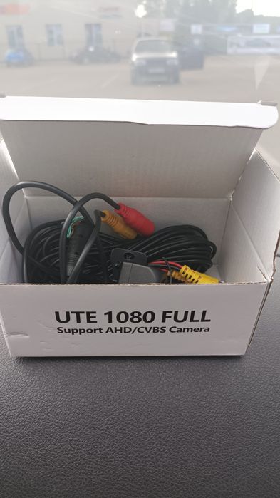 Камера заднего вида Red-Mini новый