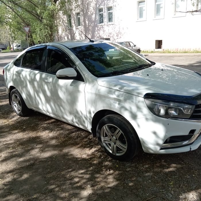 Продам лада веста, срочно