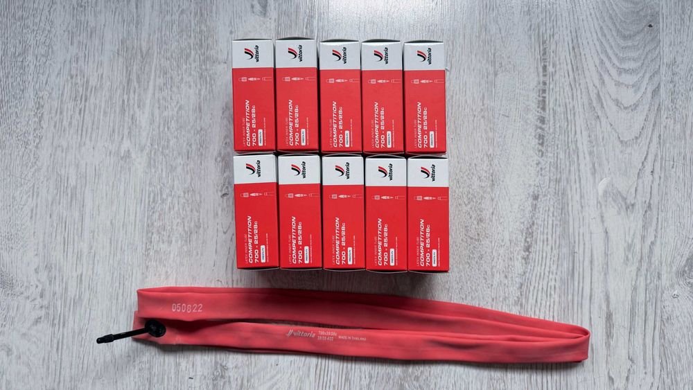 Cameră Vittoria ROAD Latex 700 x 25/28C, valvă Presta 48mm